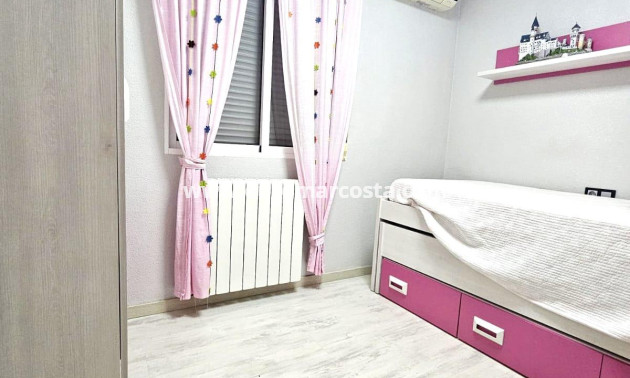 Venta - Chalet - Orihuela Costa