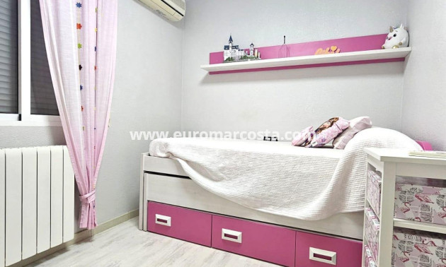 Venta - Chalet - Orihuela Costa