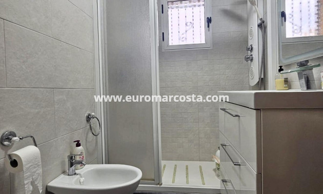 Venta - Chalet - Orihuela Costa
