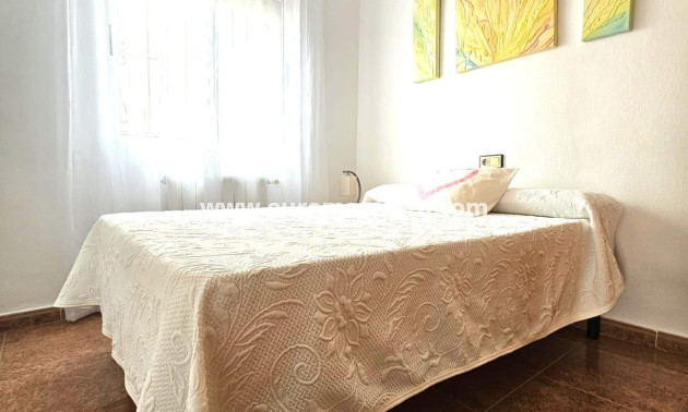 Venta - Chalet - Orihuela Costa