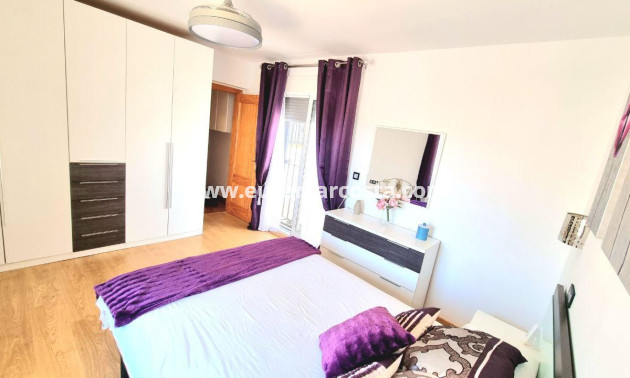 Venta - Chalet - Orihuela Costa