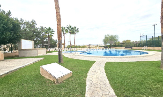 Venta - Chalet - Orihuela Costa