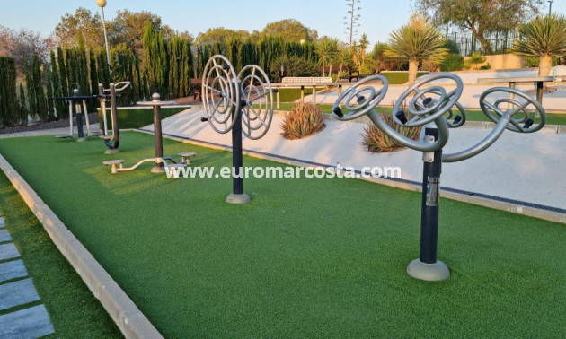 Venta - Chalet - Orihuela Costa