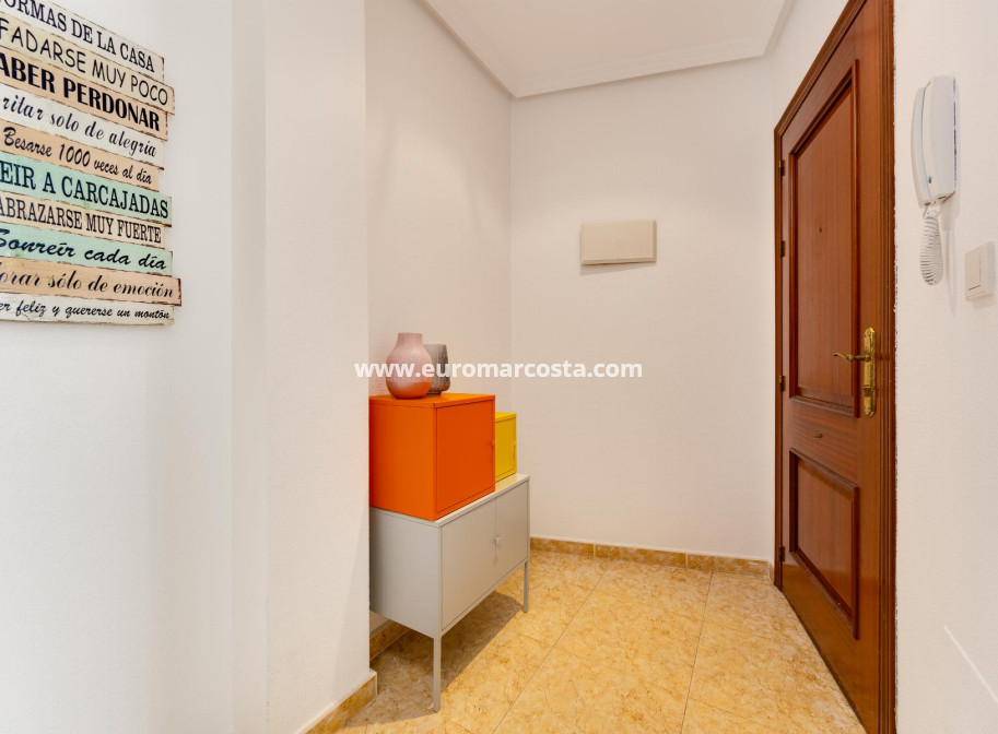 Venta - Apartamento / piso - San Miguel de Salinas