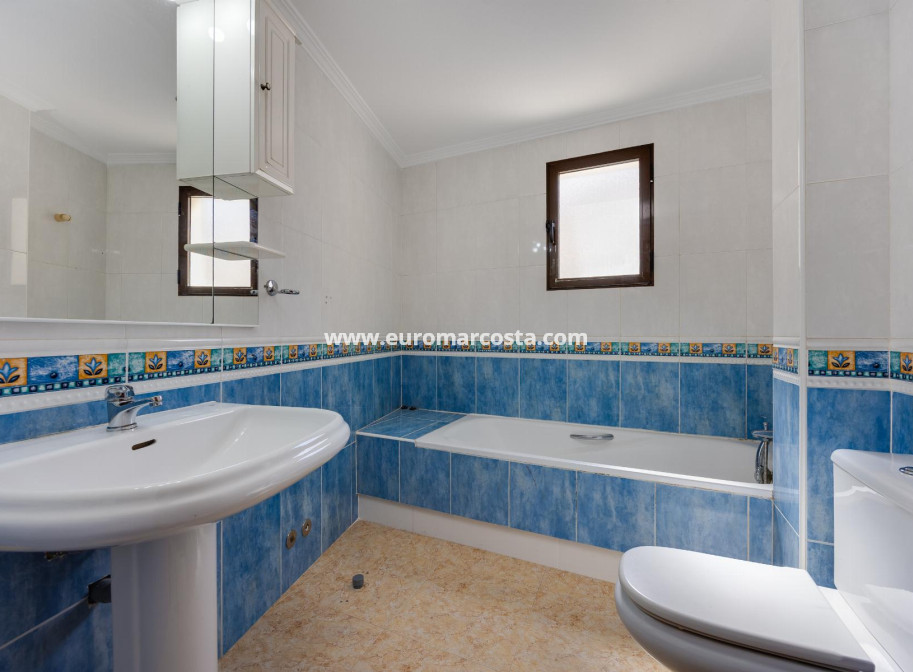 Venta - Apartamento / piso - San Miguel de Salinas
