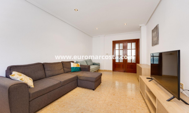 Venta - Apartamento / piso - San Miguel de Salinas