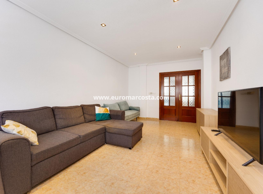 Venta - Apartamento / piso - San Miguel de Salinas
