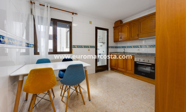 Venta - Apartamento / piso - San Miguel de Salinas