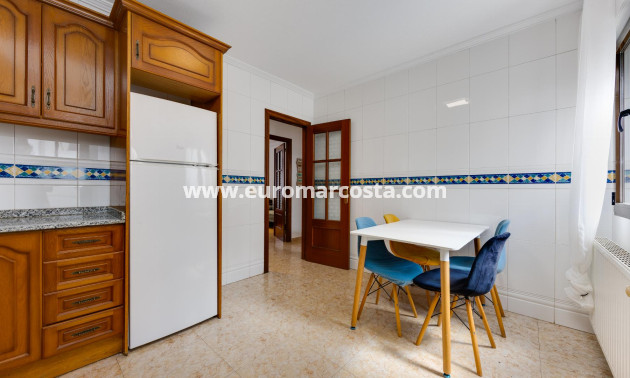 Venta - Apartamento / piso - San Miguel de Salinas