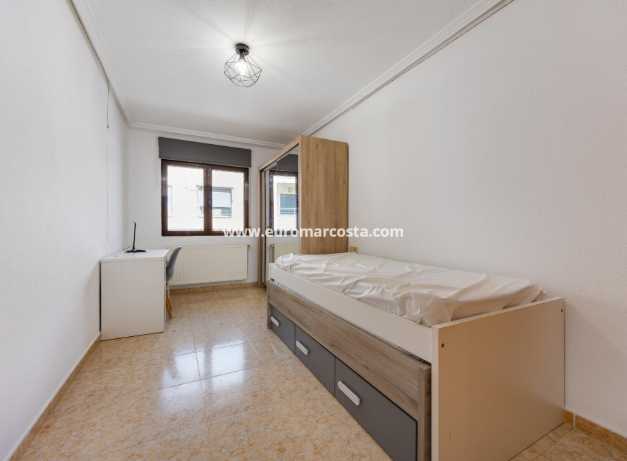 Venta - Apartamento / piso - San Miguel de Salinas