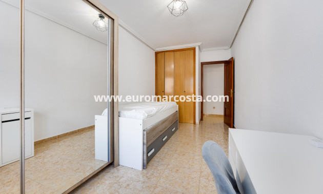 Venta - Apartamento / piso - San Miguel de Salinas
