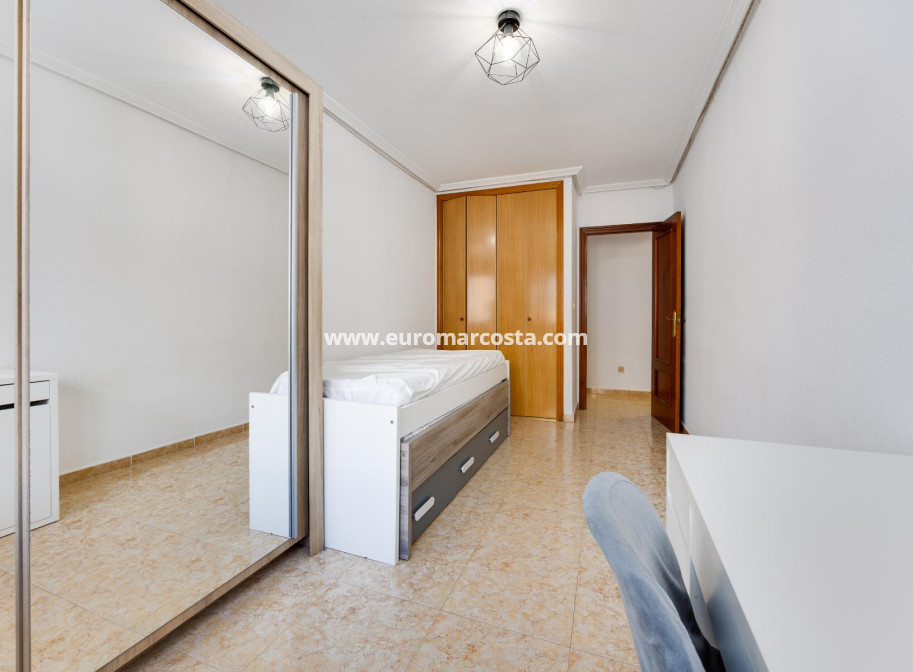 Venta - Apartamento / piso - San Miguel de Salinas