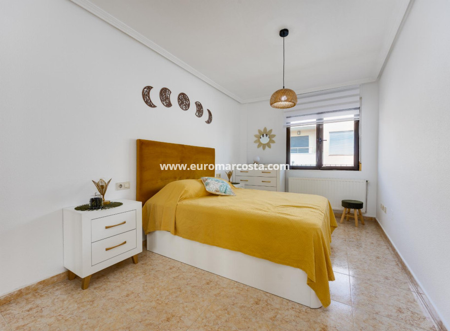 Venta - Apartamento / piso - San Miguel de Salinas