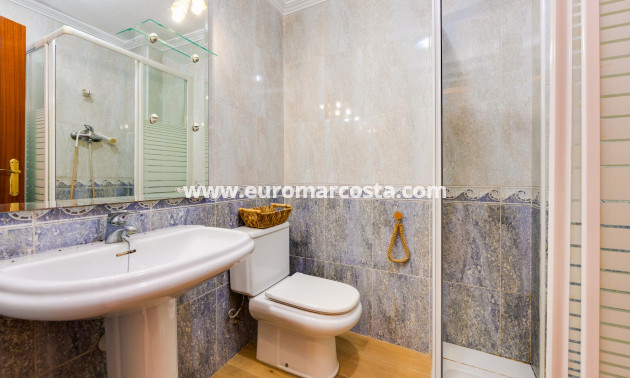 Venta - Apartamento / piso - San Miguel de Salinas