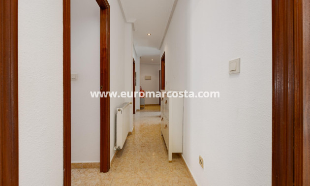 Venta - Apartamento / piso - San Miguel de Salinas