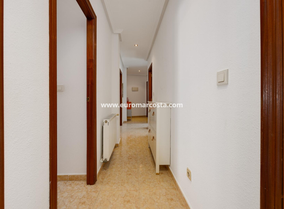 Venta - Apartamento / piso - San Miguel de Salinas