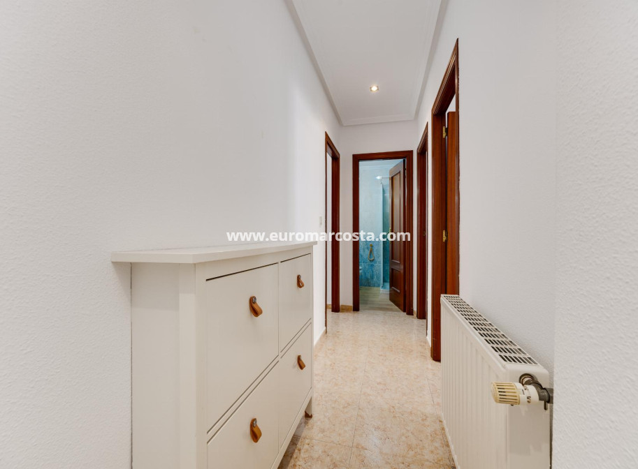 Venta - Apartamento / piso - San Miguel de Salinas