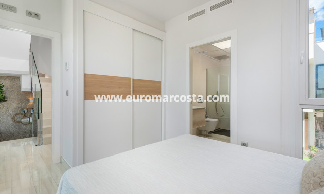 Nueva construcción  - Villa - La Manga del Mar Menor - Murcia