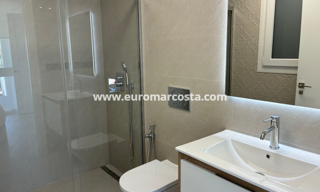 New Build - Villa - Los Montesinos