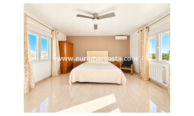 Venta - Villa Detached - San Fulgencio - urb.la marina