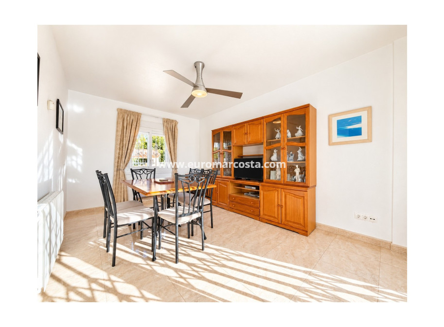 Venta - Villa Detached - San Fulgencio - urb.la marina