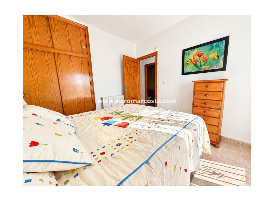 Venta - Villa Detached - San Fulgencio - urb.la marina