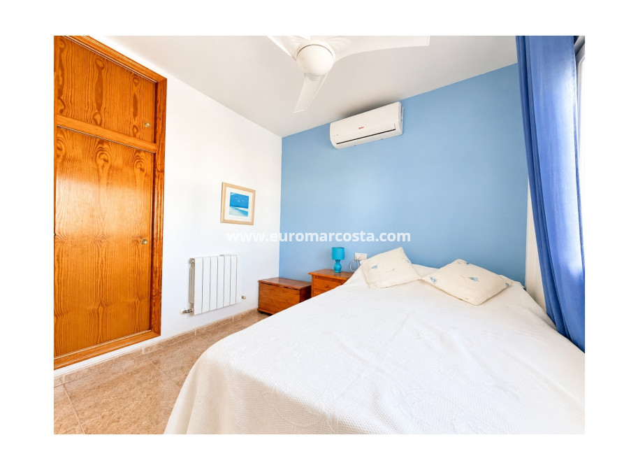 Venta - Villa Detached - San Fulgencio - urb.la marina