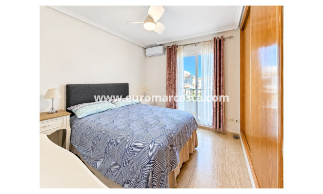Sale - Townhouse - Daya Nueva