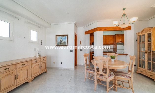 Sale - Townhouse - Orihuela Costa