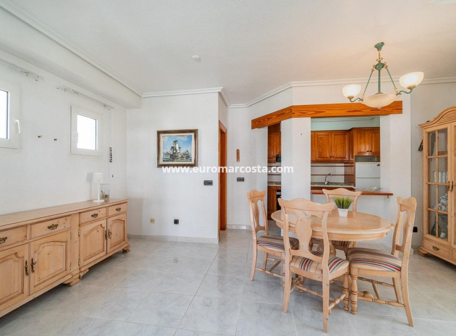 Sale - Townhouse - Orihuela Costa