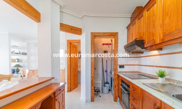 Sale - Townhouse - Orihuela Costa