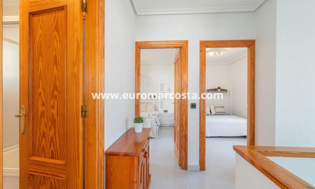 Sale - Townhouse - Orihuela Costa