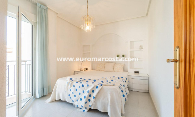 Sale - Townhouse - Orihuela Costa