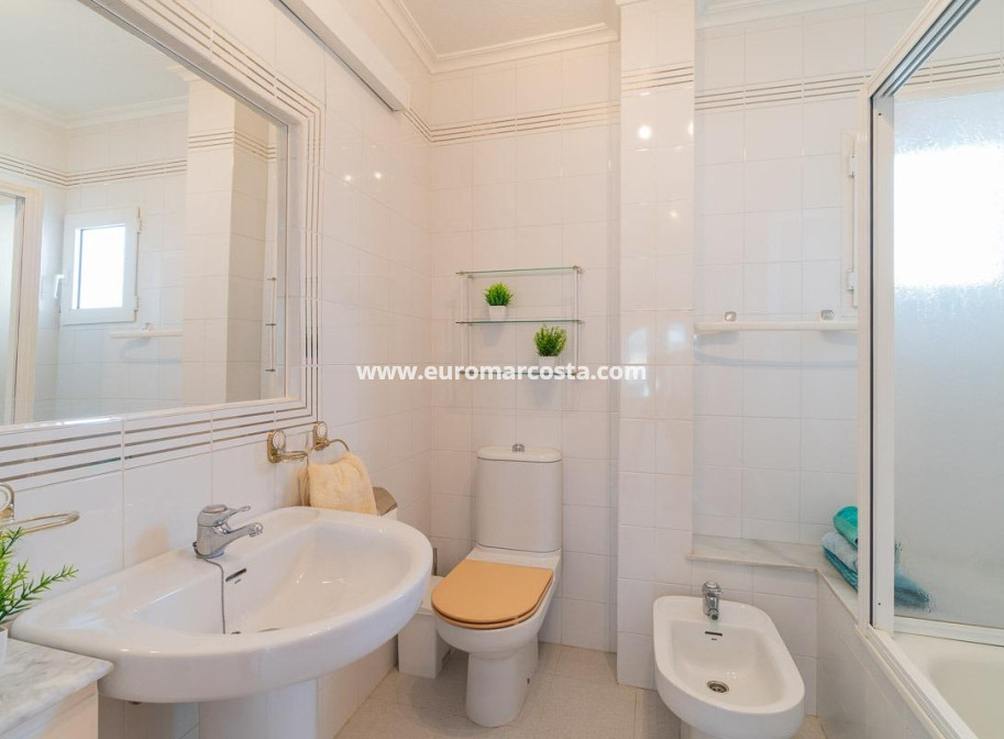 Sale - Townhouse - Orihuela Costa