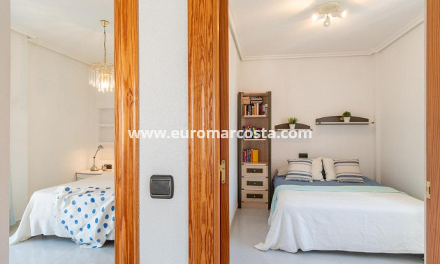 Sale - Townhouse - Orihuela Costa