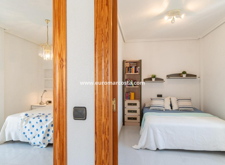 Sale - Townhouse - Orihuela Costa