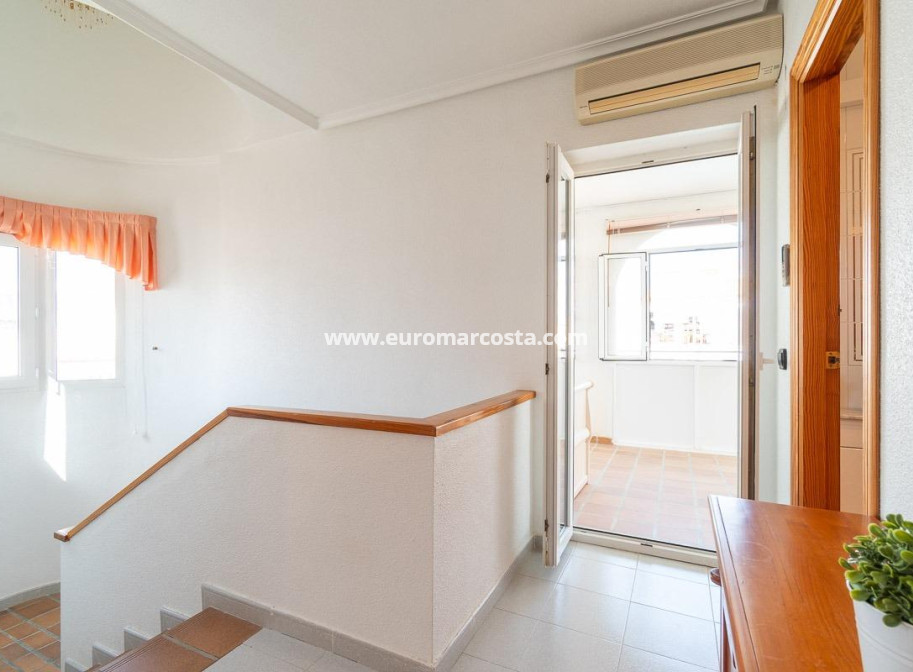 Sale - Townhouse - Orihuela Costa