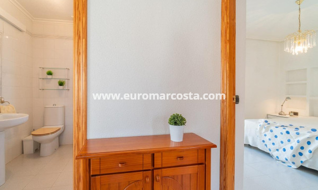 Sale - Townhouse - Orihuela Costa