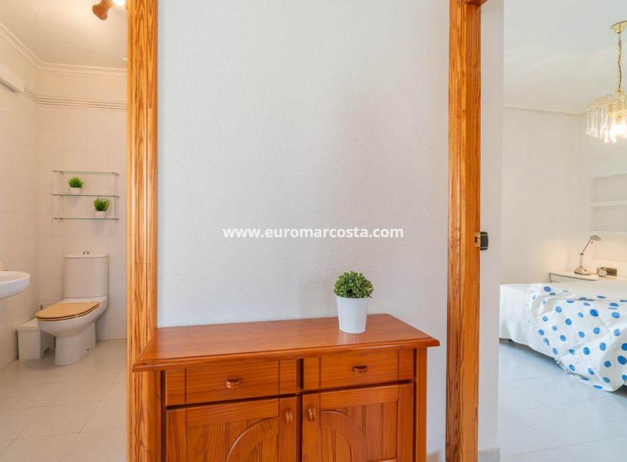 Sale - Townhouse - Orihuela Costa