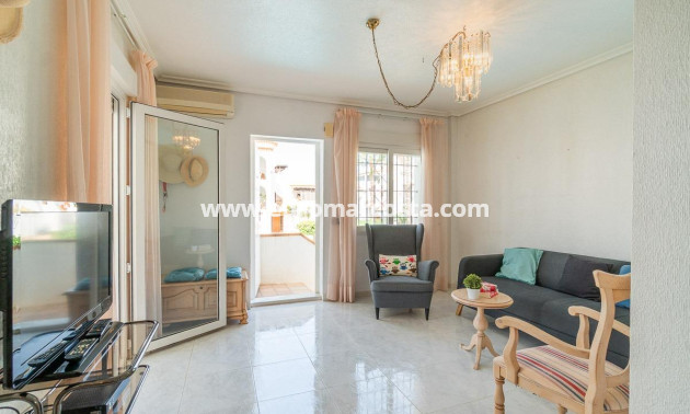 Sale - Townhouse - Orihuela Costa