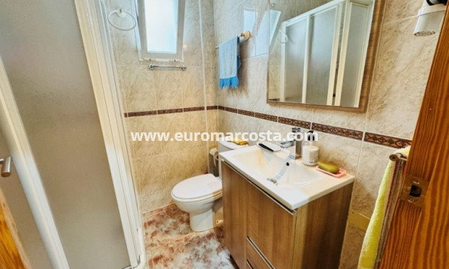 Objekte zum Wiederverkauf - Wohnung - La Mata