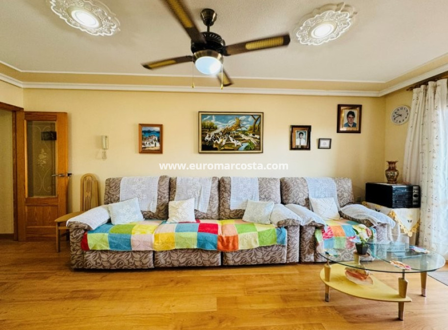 Objekte zum Wiederverkauf - Wohnung - La Mata