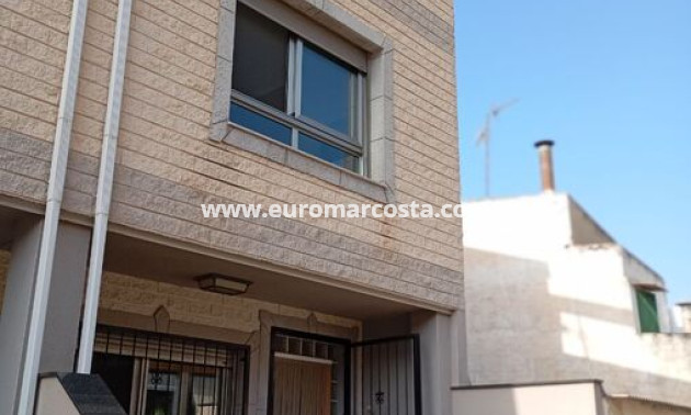 Sale - Casa - Daya Vieja