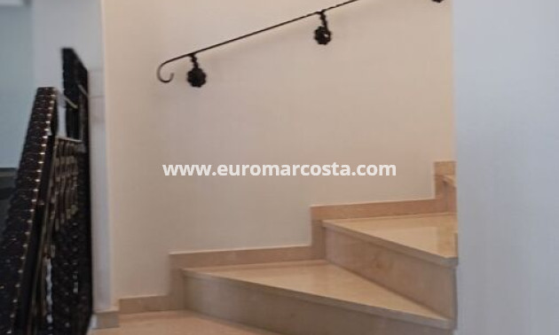 Sale - Casa - Daya Vieja