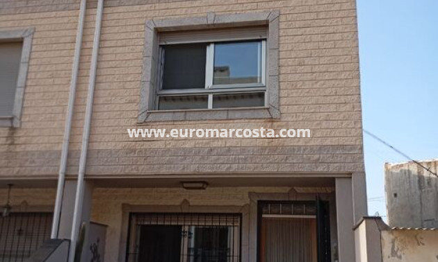 Sale - Casa - Daya Vieja