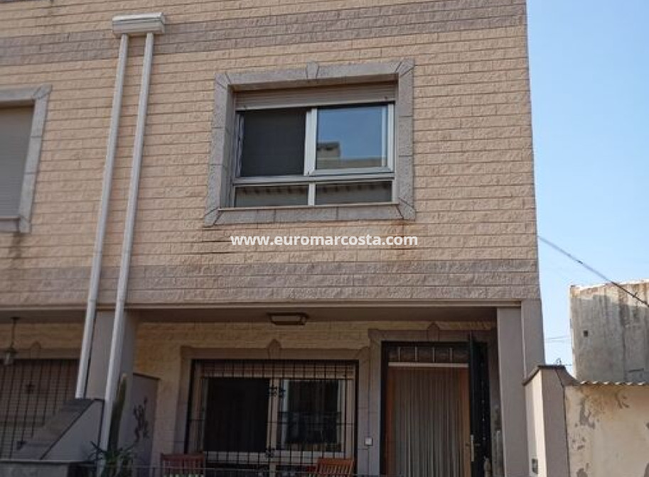 Sale - Casa - Daya Vieja