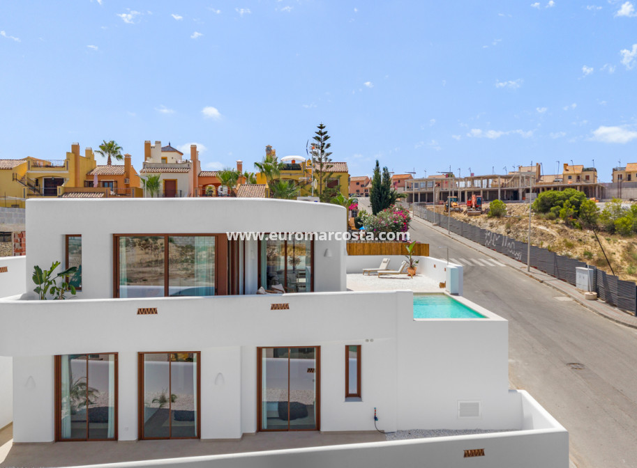 New Build - detached - Algorfa