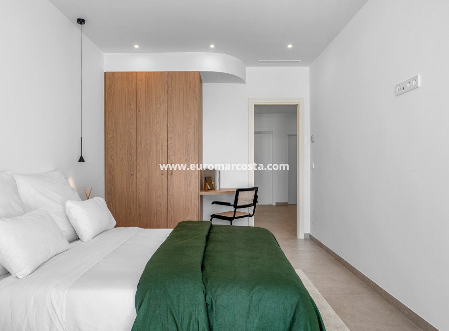 New Build - detached - Algorfa