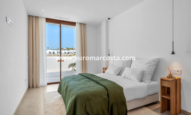 New Build - detached - Algorfa