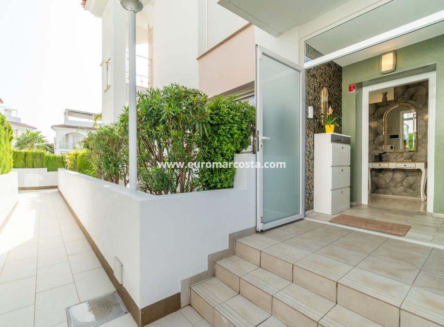 Sale - Apartment / flat - Rojales - Centro de la Ciudad Quesada